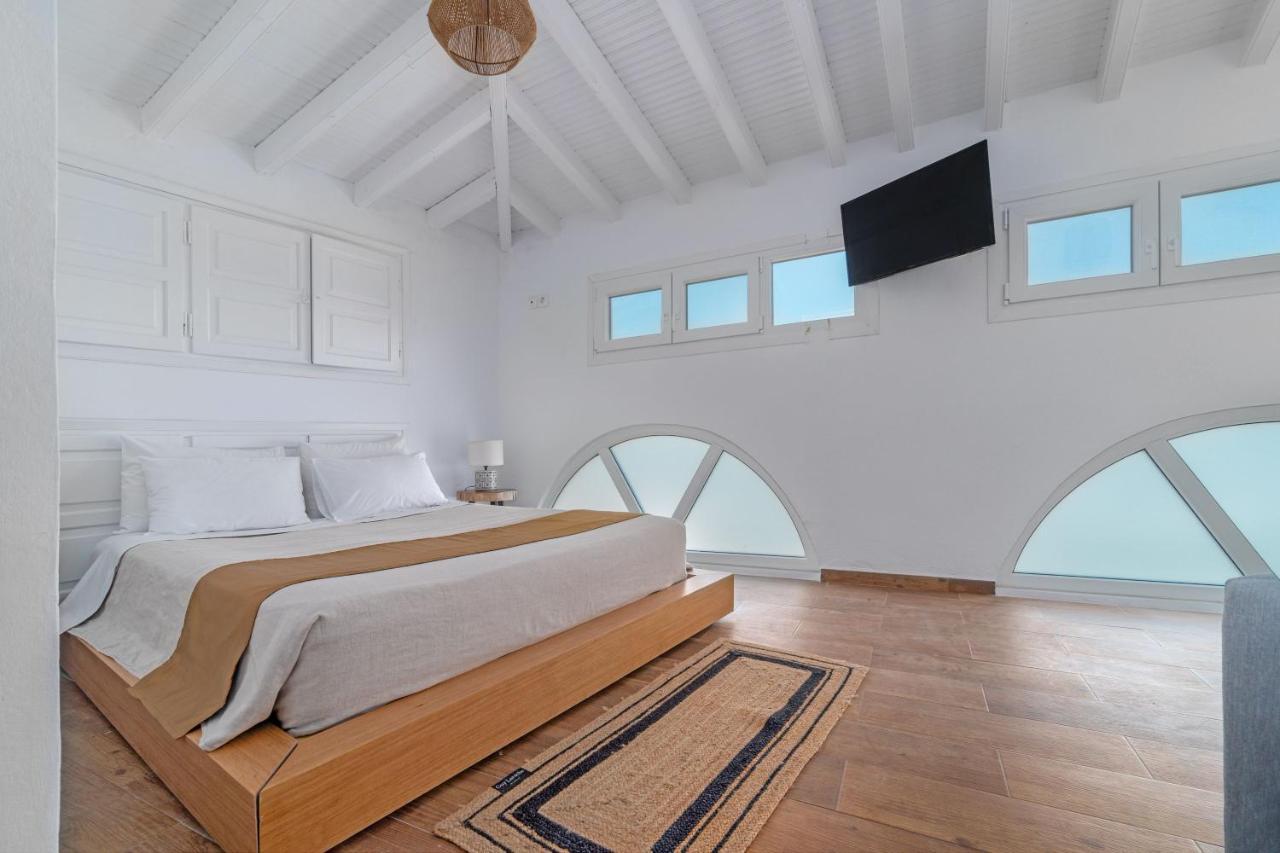Megaron Skiathos Boutique Residence Bagian luar foto